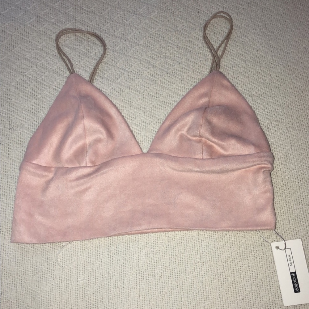 Crop top.
